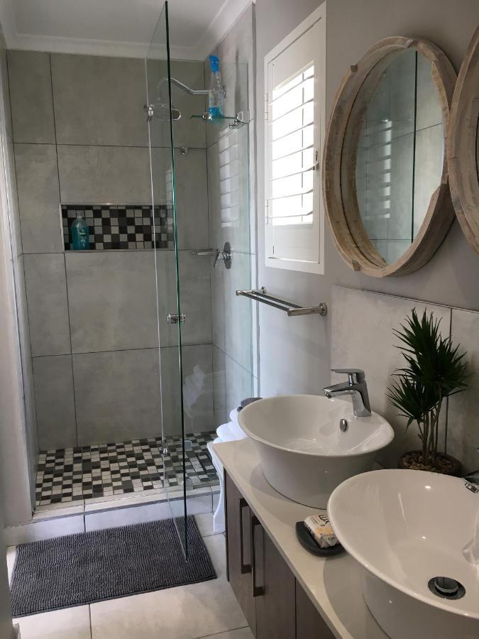 Seaforth Suite Simon's Town Exterior photo